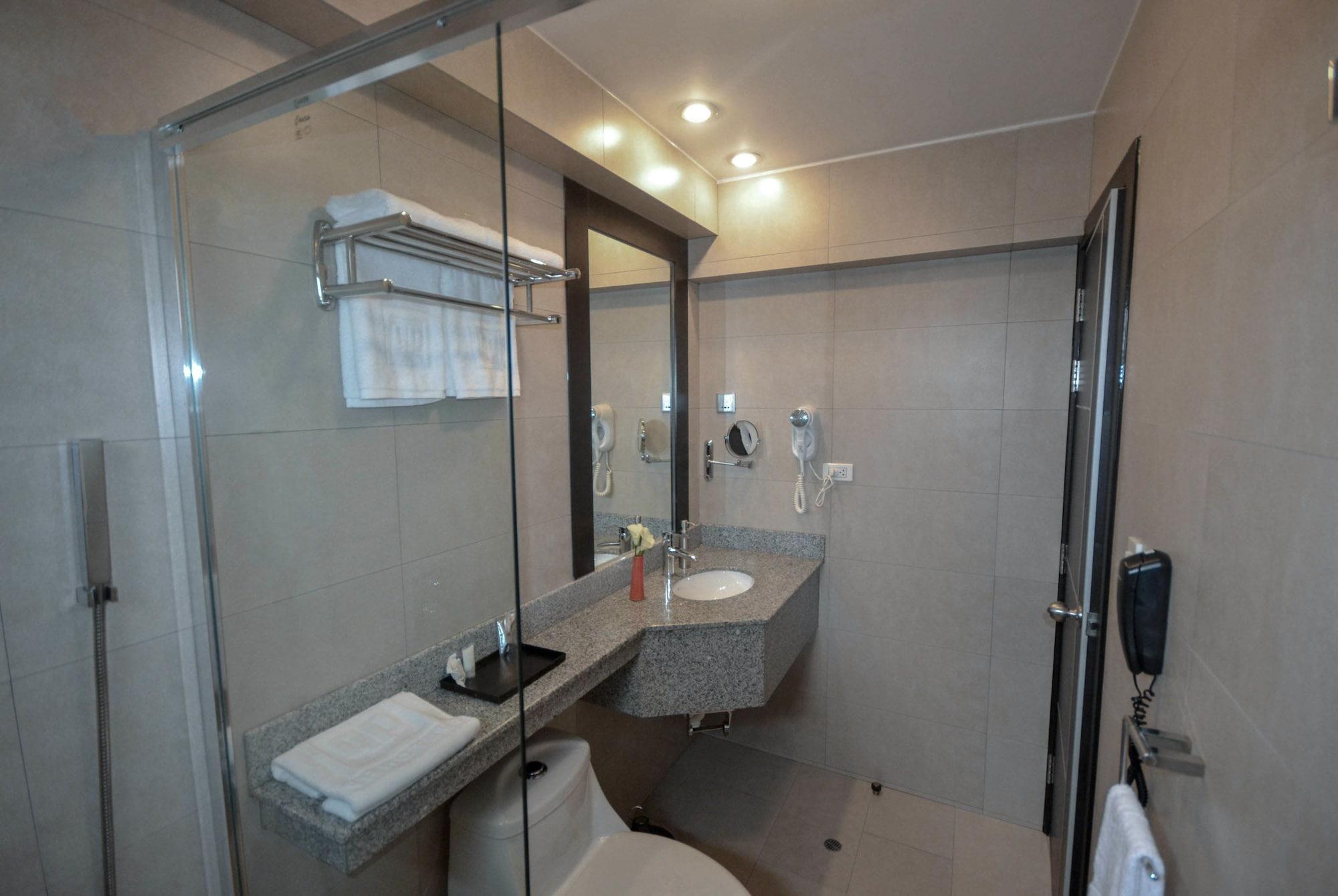 Qp Hotels Trujillo Encalada المظهر الخارجي الصورة